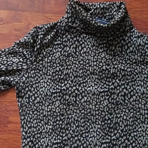 Jones New York turtleneck - Picture 2 of 4